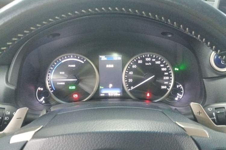 Used Lexus NX 2018 300h Front-Wheel-Drive FENGSHANG Version China V Emission Standard