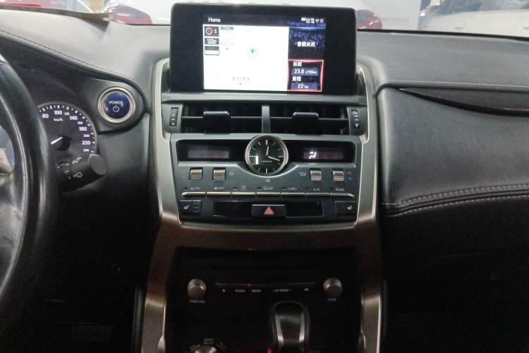 Used Lexus NX 2018 300h Front-Wheel-Drive FENGSHANG Version China V Emission Standard