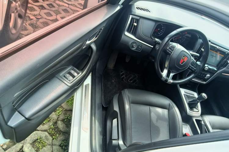 Used Roewe i6 2017 16T Manual Luxury Edition