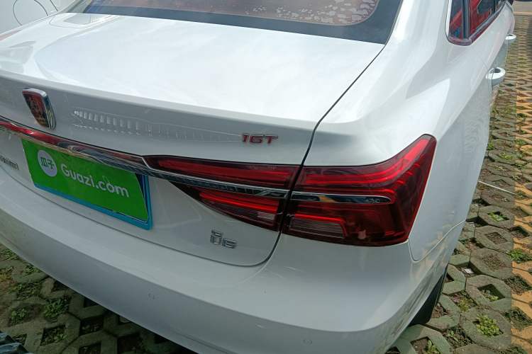 Used Roewe i6 2017 16T Manual Luxury Edition