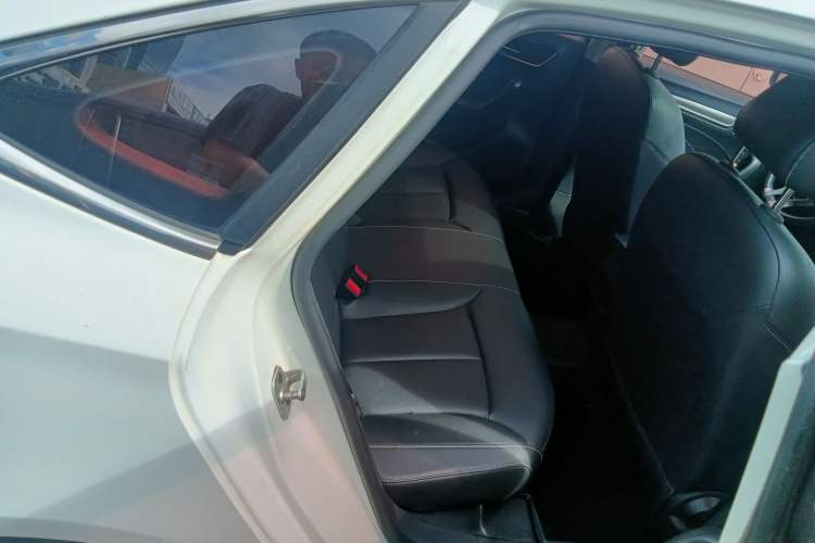 Used Roewe i6 2017 16T Manual Luxury Edition