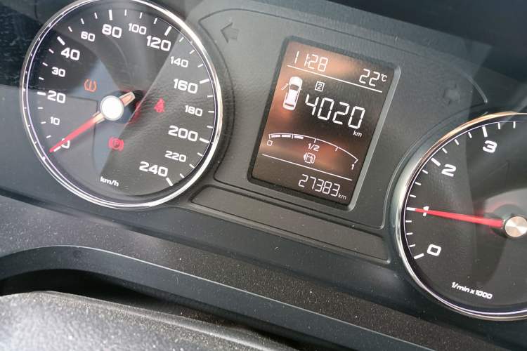 Used Roewe i6 2017 16T Manual Luxury Edition