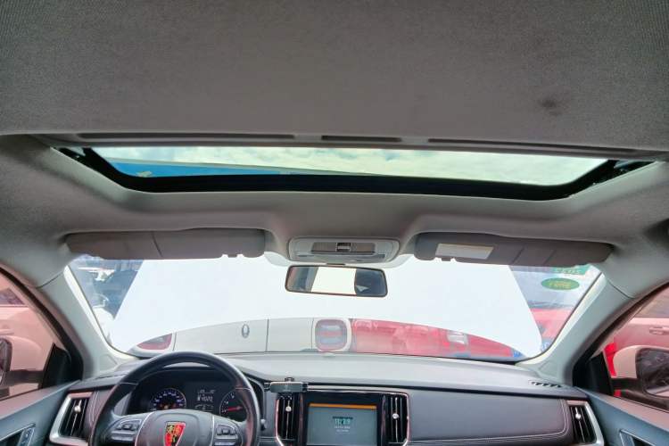 Used Roewe i6 2017 16T Manual Luxury Edition