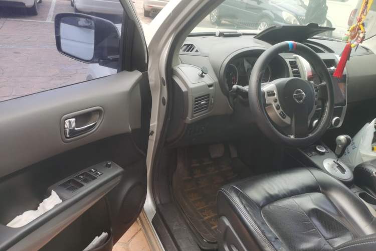 Used Nissan X-Trail 2010 2.5L CVT Luxury Edition 4WD Driver Seat