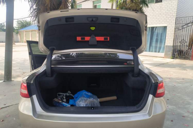 Used Geely Auto Emgrand GT 2015 2.4L Luxury Model