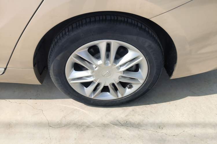 Used Geely Auto Emgrand GT 2015 2.4L Luxury Model