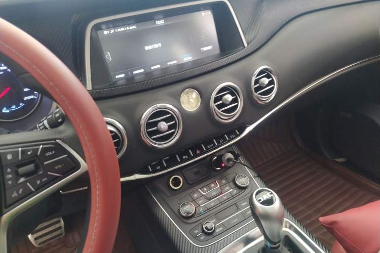 Used JAC Refine S7 2018 Super Edition 251T Automatic Supreme 5-Seater
