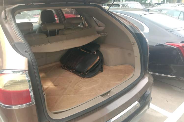 Used BYD S6 2013 Jingyue Edition 2.0L Manual Elite Model 5 Seats
