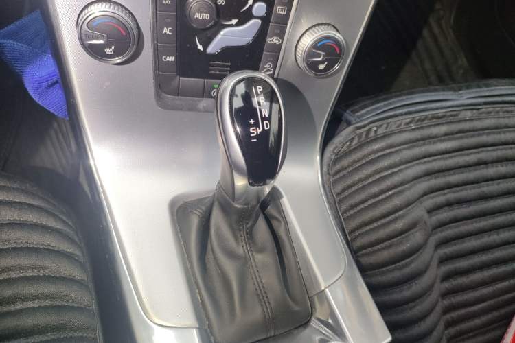 Used Volvo V60 2017 Cross Country T5 AWD China V Standard
