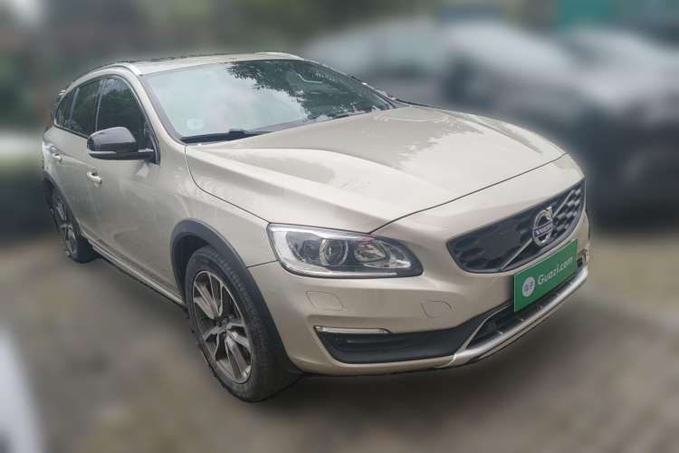 Used Volvo V60 2017 Cross Country T5 AWD China V Standard
