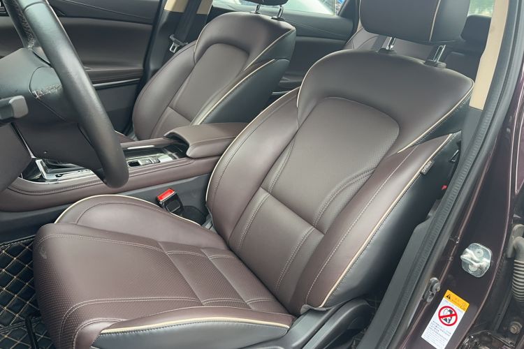 Used Changan Raeton CC 2018 1.5T Automatic Haoya Model Guangmang Edition China V Standard