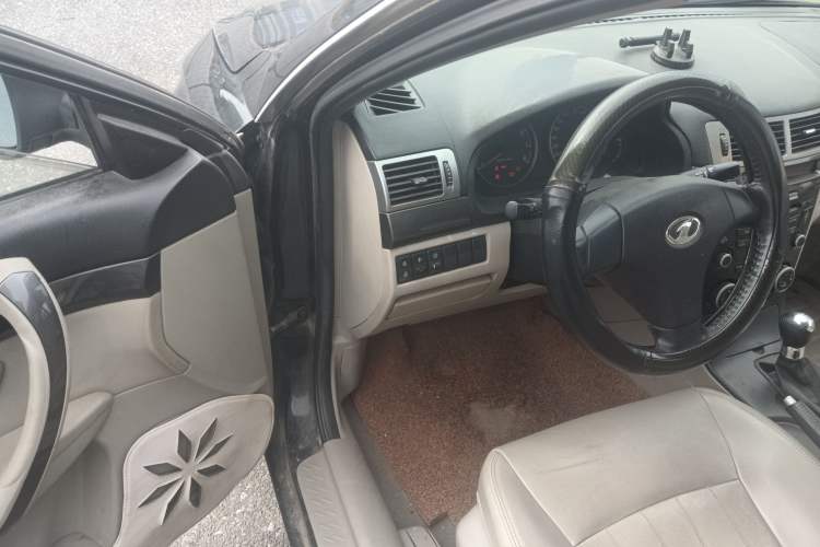 Used Bestune B70 2010 2.0L manual Elite version
