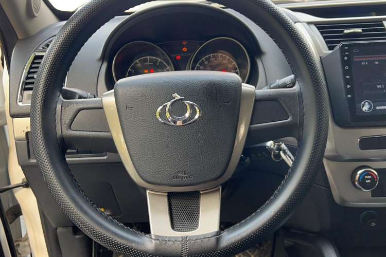 Used Geely Auto GX7 2015 Classic Edition 1.8L Manual Urban Model China V Standard
