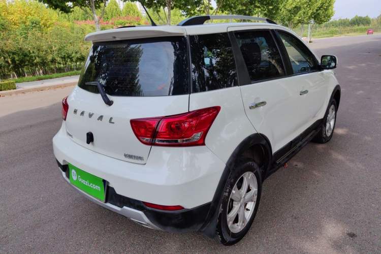 Used Haval H1 2017 Red-Label 1.5L AMT Comfort Model
