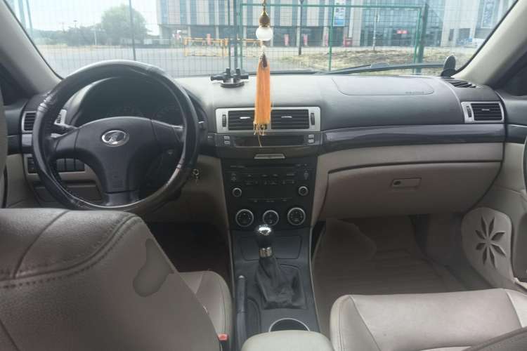 Used Bestune B70 2010 2.0L manual Elite version
