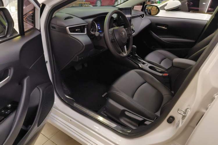 Used Toyota Allion 2021 2.0L Luxury Edition
