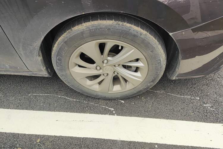 Used CHANGAN Raeton CC 2018 1.5T Automatic Elegant Version China V Standard Right Front Wheel Hub