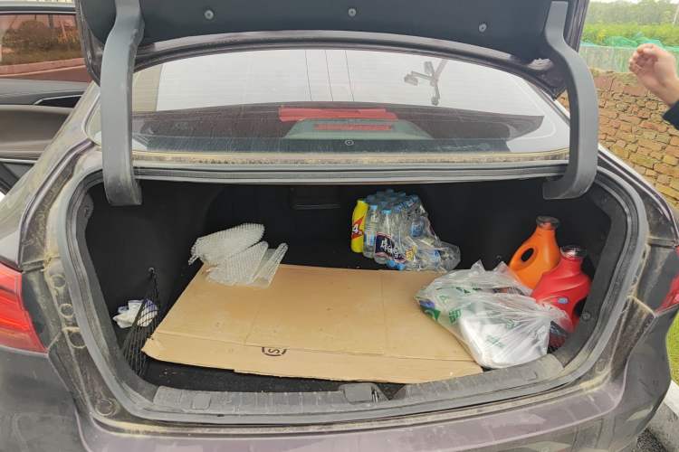 Used CHANGAN Raeton CC 2018 1.5T Automatic Elegant Version China V Standard Trunk