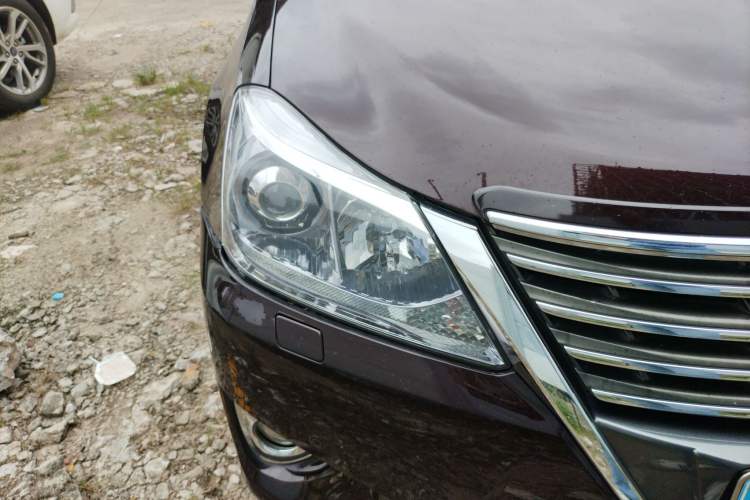 Used Toyota Crown 2012 2.5L Royal Leather Edition