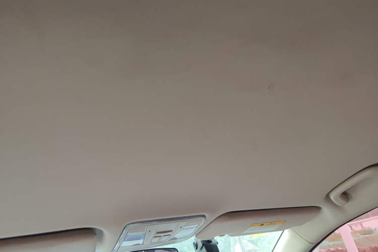 Used CHANGAN Raeton CC 2018 1.5T Automatic Elegant Version China V Standard Headliner