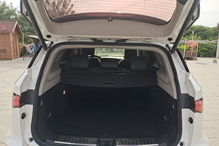 Used Zotye T700 2017 1.8T Dual-Clutch Flagship Model
