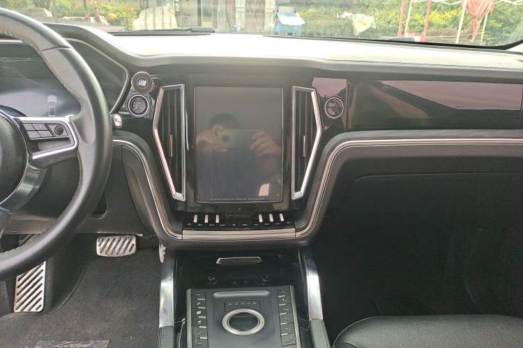 Used Zotye T700 2017 1.8T Dual-Clutch Flagship Model
