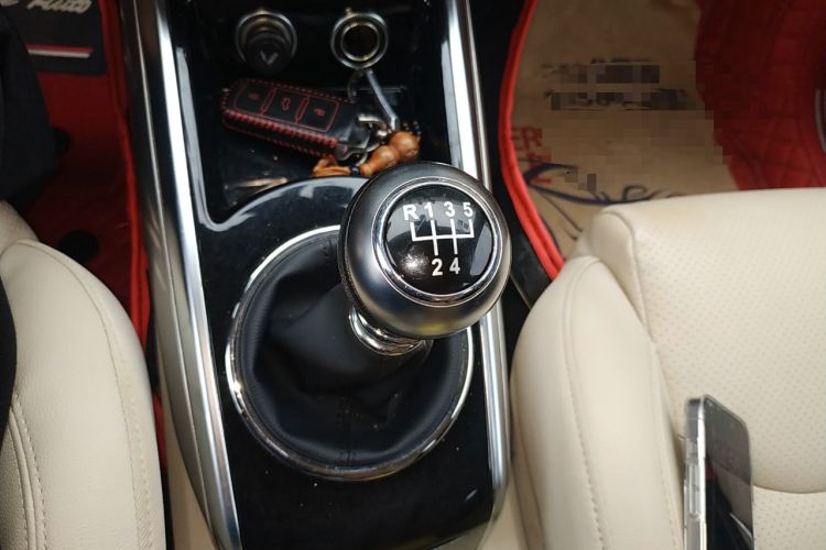 Used Zotye Domy X5 2017 Platinum Edition 1.5T Manual Luxury Model
