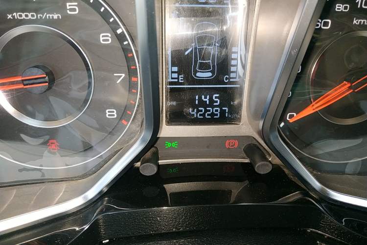 Used Zotye Domy X5 2017 Platinum Edition 1.5T Manual Luxury Model
