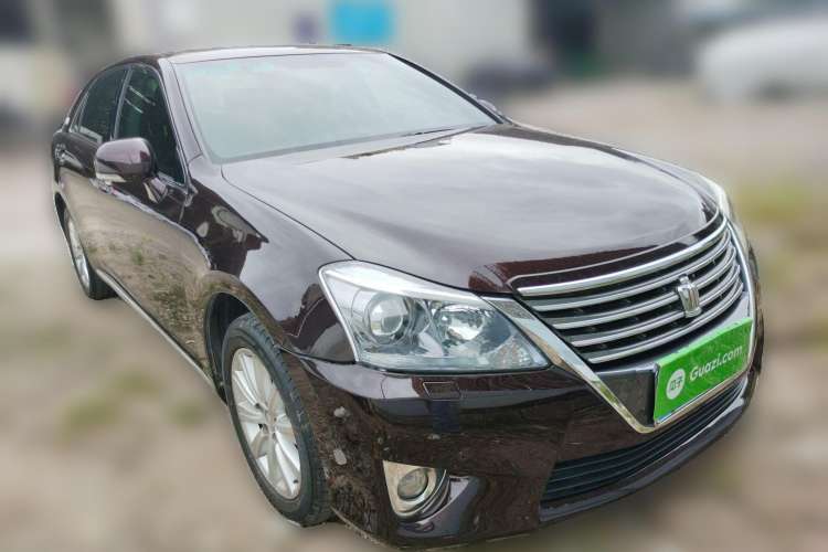 Used Toyota Crown 2012 2.5L Royal Leather Edition
