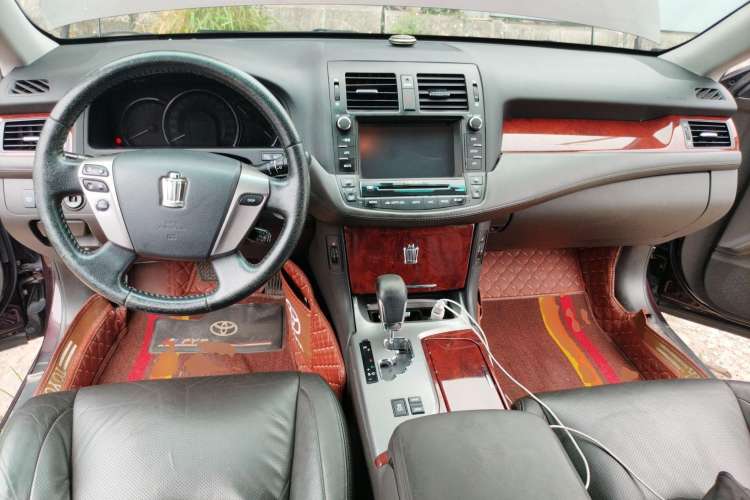 Used Toyota Crown 2012 2.5L Royal Leather Edition