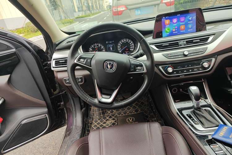 Used CHANGAN Raeton CC 2018 1.5T Automatic Elegant Version China V Standard Steering Wheel