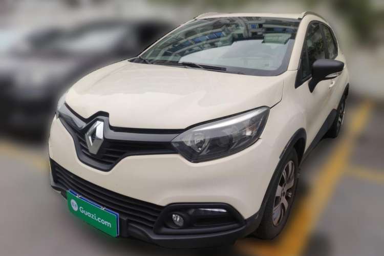 Used Renault Captur 2015 1.2T Automatic Standard Edition