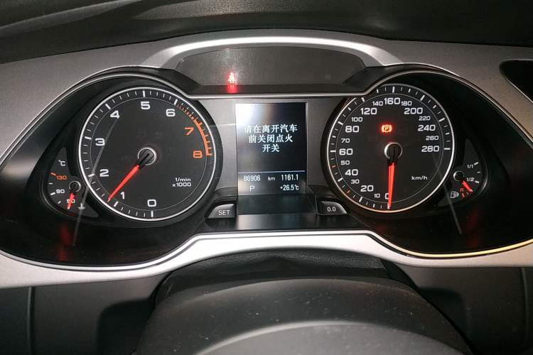 Used Audi A4 2014 40 TFSI allroad quattro plus version
