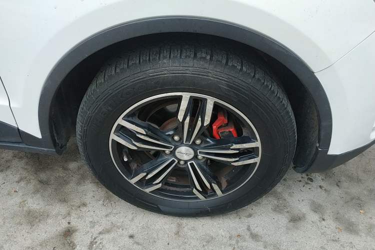 Used Zotye Domy X5 2017 Platinum Edition 1.5T Manual Luxury Model
