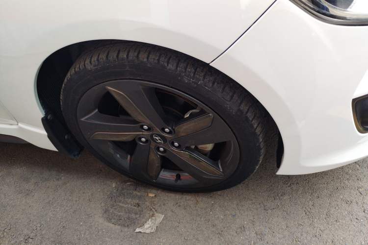 Used Hyundai Veloster 2012 1.6T Automatic Luxury Edition