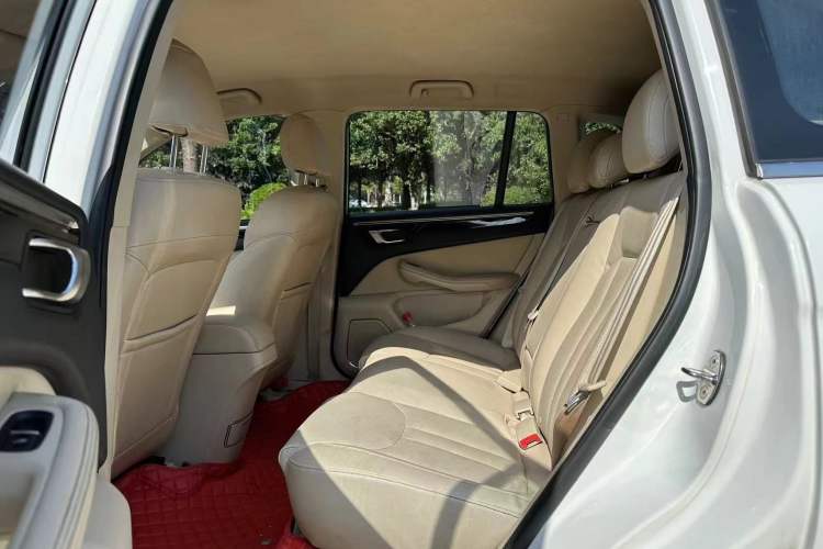 Used Zotye Domy X5 2017 Platinum Edition 1.5T Manual Luxury Model
