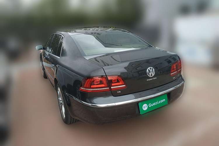 Used Volkswagen Phaeton 2011 3.6L V6 4-Seater Extended-Length Individual Edition
