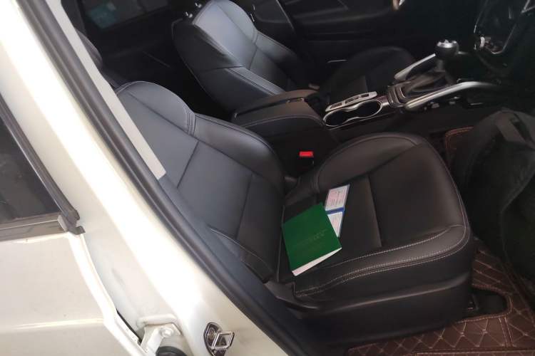 Used Zotye SR7 2017 1.5T CVT Cube Dream Edition
