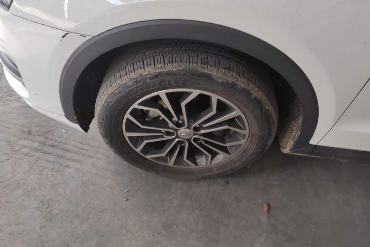 Used Zotye SR7 2017 1.5T CVT Cube Dream Edition
