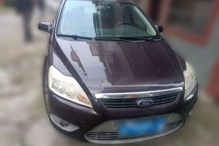 Used Ford Focus 2012 Sedan Classic 1.8L Manual Base Model

