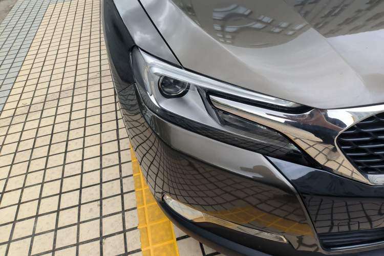 Used DS 6 2014 1.6T Luxury Edition THP160