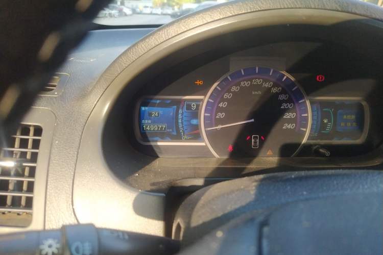 Used BYD S6 2013 Jingyue Edition 2.0L Manual Luxury Model 5 Seats