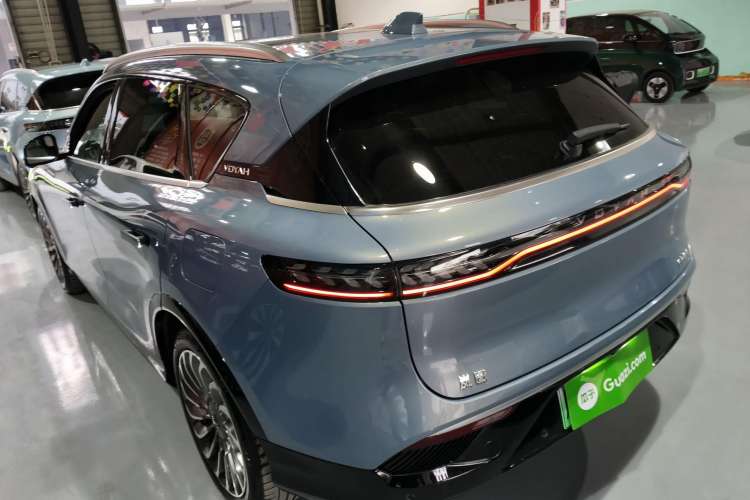 Used VOYAH FREE 2021 Four-Wheel Drive Standard Range-Extended Exclusive Luxury Package
