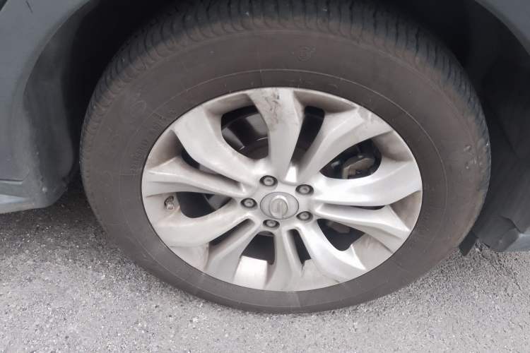 Used GAC Trumpchi GS5 Super 2015 2.0L Automatic Two-Wheel Drive Elite Edition Right Front Wheel Hub