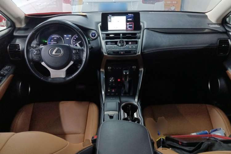 Used Lexus NX 2018 300h Front-Wheel-Drive FENGSHANG Version China V Emission Standard