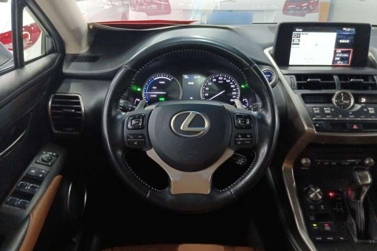Used Lexus NX 2018 300h Front-Wheel-Drive FENGSHANG Version China V Emission Standard