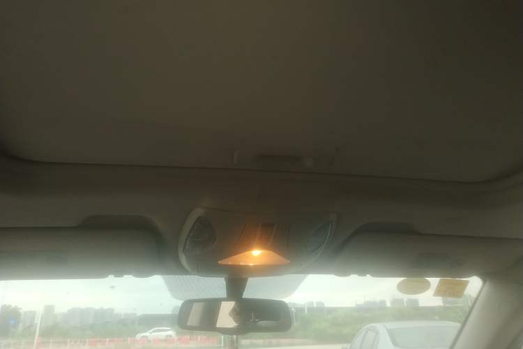 Used GAC Trumpchi GS5 2014 2.0L Automatic Two-Wheel Drive Anniversary Value Edition
