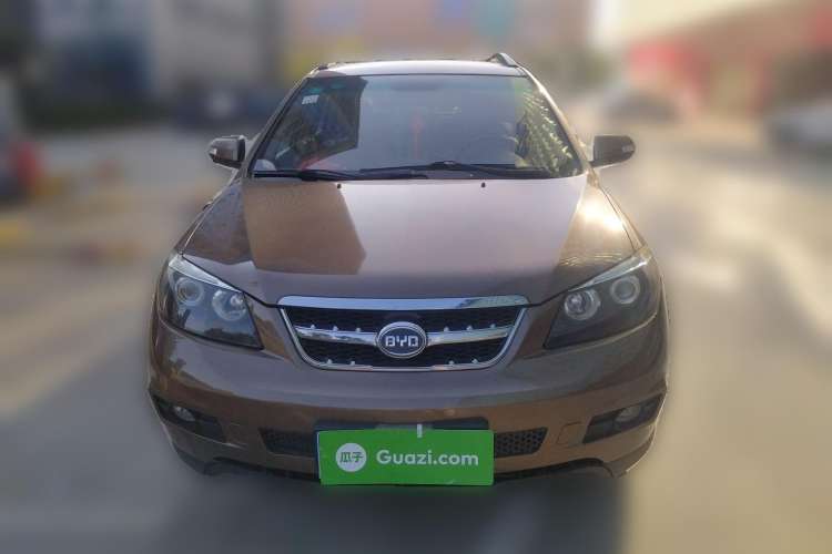 Used BYD S6 2013 Jingyue Edition 2.0L Manual Luxury Model 5 Seats