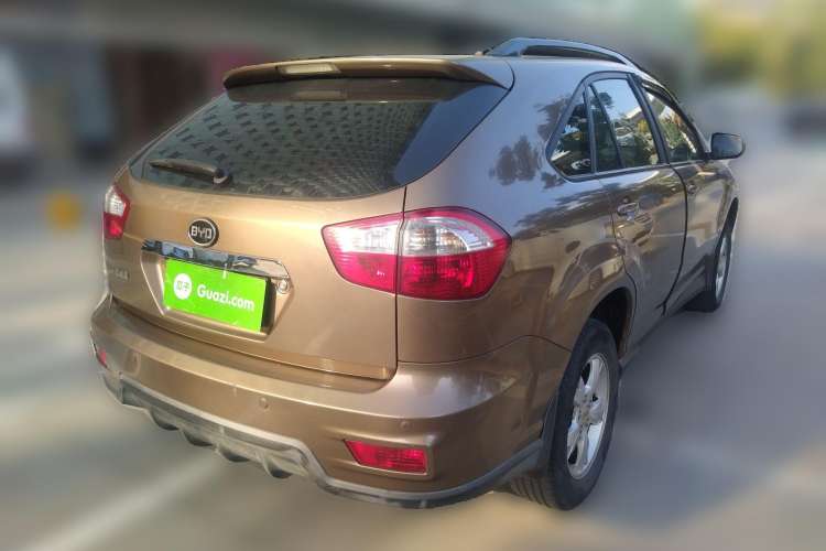 Used BYD S6 2013 Jingyue Edition 2.0L Manual Luxury Model 5 Seats