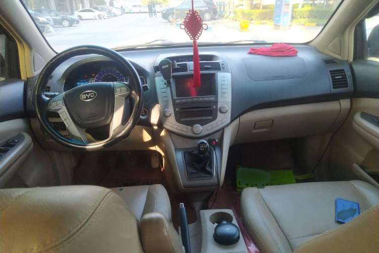 Used BYD S6 2013 Jingyue Edition 2.0L Manual Luxury Model 5 Seats